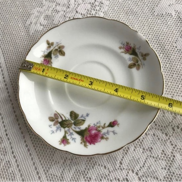 Rose Pattern Saucers Made in Japan - Picture 10 of 10